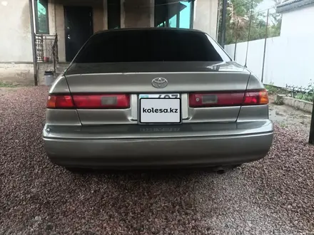 Toyota Camry 1997 года за 2 500 000 тг. в Тараз – фото 4