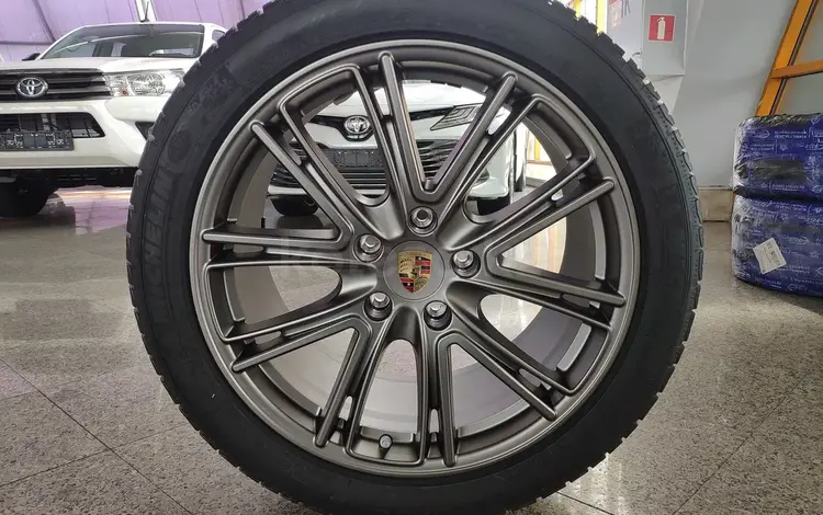 Комплект зимних колес Exclusive Design для Porsche за 2 500 000 тг. в Алматы