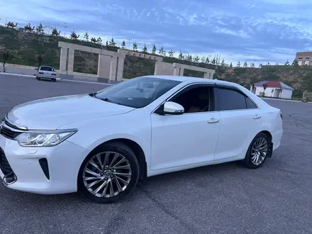 Toyota Camry 2017 года за 12 000 000 тг. в Шымкент – фото 2