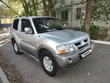 Mitsubishi Pajero, 2004