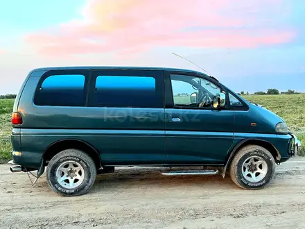 Mitsubishi Delica 1997 года за 2 700 000 тг. в Алматы