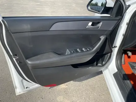 Hyundai Sonata 2018 года за 6 640 500 тг. в Алматы – фото 11