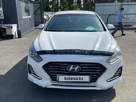 Hyundai Sonata 2018 года за 6 640 500 тг. в Алматы