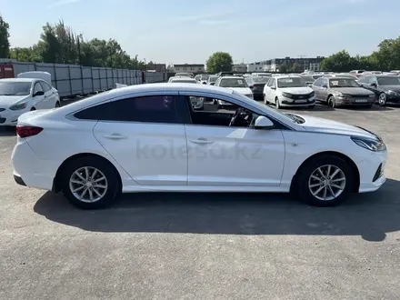 Hyundai Sonata 2018 года за 6 640 500 тг. в Алматы – фото 8