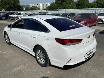 Hyundai Sonata 2018 года за 6 640 500 тг. в Алматы – фото 5