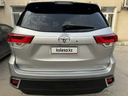 Toyota Highlander 2017 года за 20 800 000 тг. в Алматы – фото 25