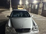 Mercedes-Benz C 230 2004 года за 2 700 000 тг. в Караганда
