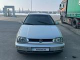 Volkswagen Golf 1997 года за 1 900 000 тг. в Шымкент – фото 3