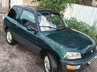 Toyota RAV4, 1998