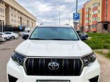 Toyota Land Cruiser Prado 2022 года за 27 500 000 тг. в Астана