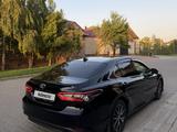 Toyota Camry 2023 годаүшін17 300 000 тг. в Шымкент – фото 2