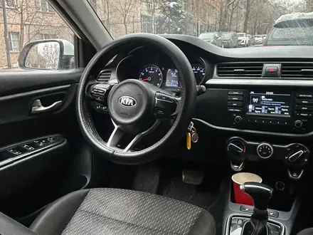 Kia Rio 2018 года за 5 100 000 тг. в Алматы – фото 3