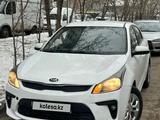 Kia Rio 2018 года за 5 100 000 тг. в Алматы