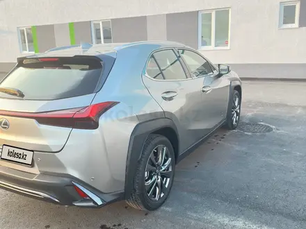 Lexus UX 200 2020 года за 15 000 000 тг. в Алматы – фото 4