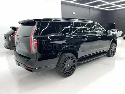 Cadillac Escalade 2024 года за 45 000 000 тг. в Алматы – фото 2