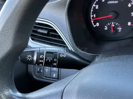 Hyundai Accent 2019 года за 7 300 000 тг. в Атырау – фото 15