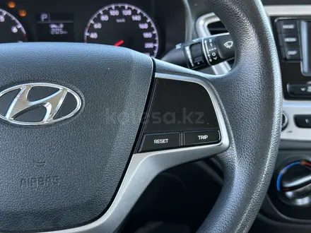 Hyundai Accent 2019 года за 7 300 000 тг. в Атырау – фото 19
