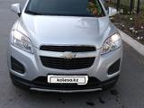 Chevrolet Tracker 2015 года за 6 300 000 тг. в Рудный – фото 2