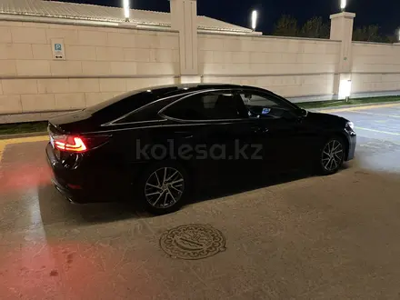 Lexus ES 250 2016 года за 13 200 000 тг. в Астана – фото 8