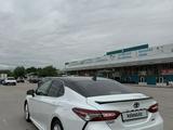 Toyota Camry 2019 года за 13 300 000 тг. в Алматы