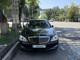 Mercedes-Benz S 500 2007 года за 7 390 000 тг. в Алматы – фото 2