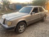 Mercedes-Benz E 230 1991 годаfor1 300 000 тг. в Сатпаев