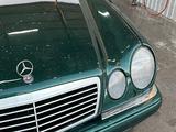 Mercedes-Benz E 280 1999 годаүшін4 450 000 тг. в Туркестан – фото 3