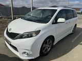 Toyota Sienna 2012 года за 8 500 000 тг. в Актобе – фото 2