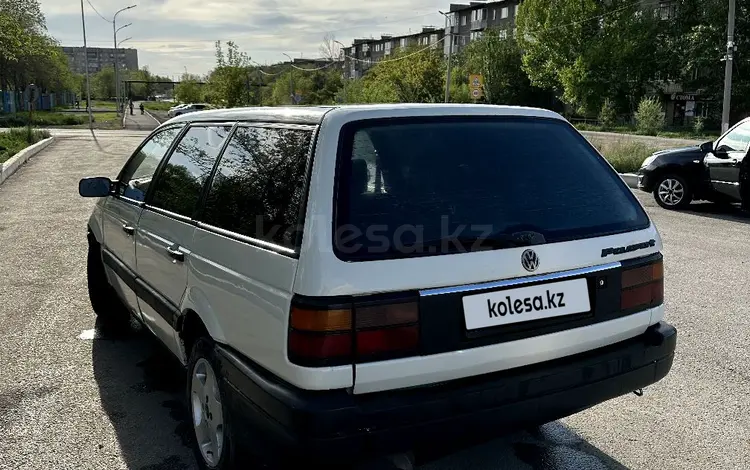 Volkswagen Passat 1993 года за 1 400 000 тг. в Караганда