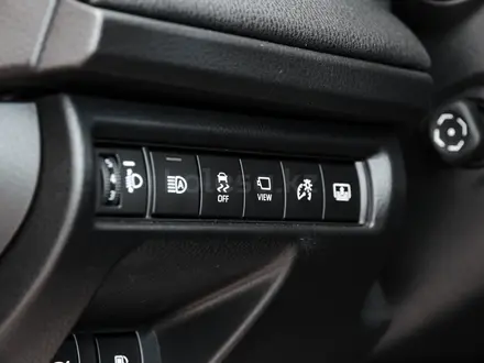 Toyota Camry Luxe 2026 года за 24 190 000 тг. в Уральск – фото 15