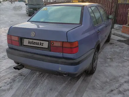 Volkswagen Vento 1992 года за 1 500 000 тг. в Щучинск – фото 2