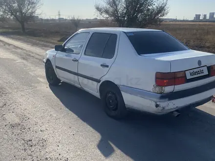 Volkswagen Vento 1993 года за 1 000 000 тг. в Тараз – фото 5