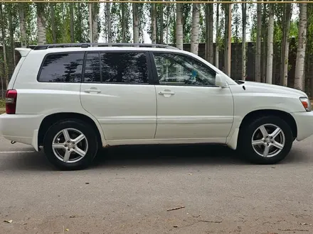 Toyota Highlander 2005 года за 6 800 000 тг. в Алматы – фото 4