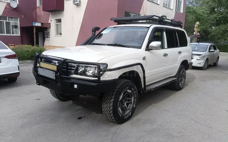 Toyota Land Cruiser 2000 годаүшін7 700 000 тг. в Семей