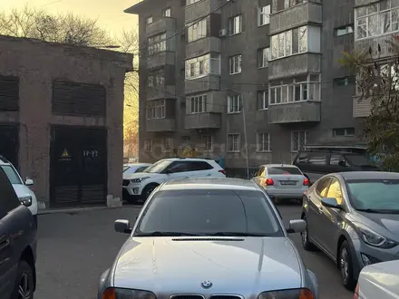 BMW 328 1998 года за 3 100 000 тг. в Алматы – фото 3