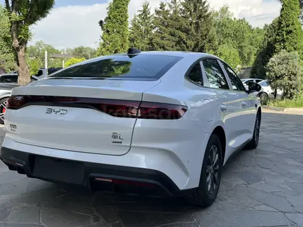 BYD Qin L DM-i 2025 года за 9 300 000 тг. в Алматы – фото 3