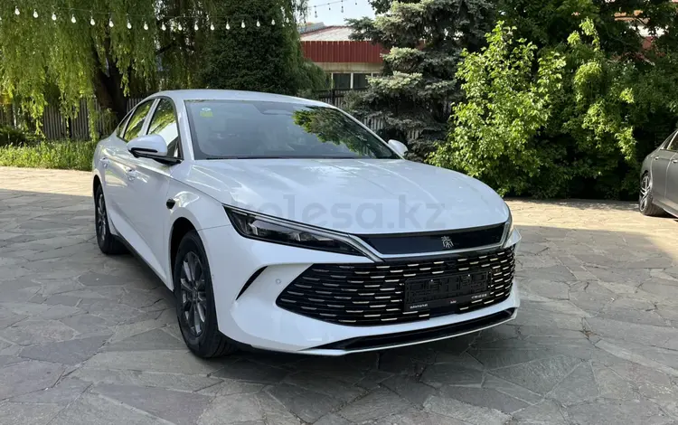 BYD Qin L DM-i 2025 года за 9 300 000 тг. в Алматы