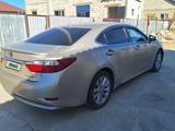 Lexus ES 300h 2014 годаүшін8 300 000 тг. в Атырау – фото 4