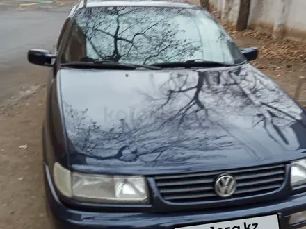 Volkswagen Passat 1994 года за 2 300 000 тг. в Павлодар – фото 2