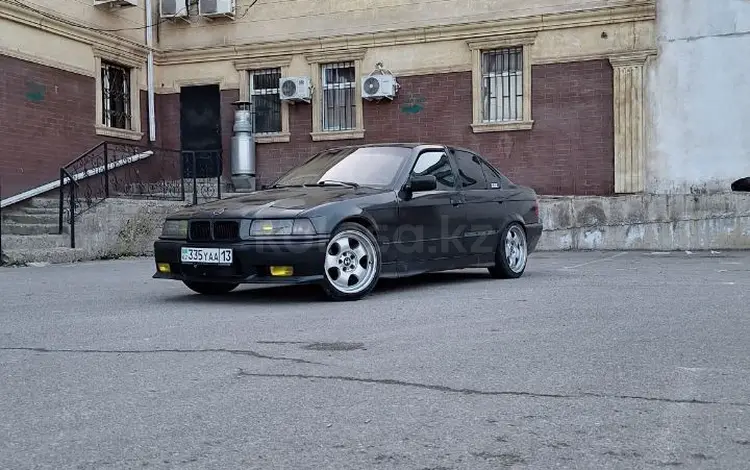 BMW 320 1992 года за 2 100 000 тг. в Алматы
