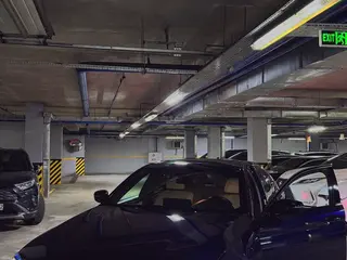 BMW 550