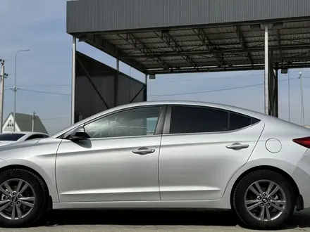 Hyundai Elantra 2018 года за 7 200 000 тг. в Атырау – фото 20