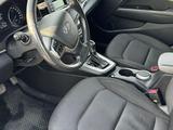 Hyundai Elantra 2018 года за 8 200 000 тг. в Атырау – фото 2