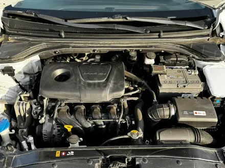 Hyundai Elantra 2018 года за 7 200 000 тг. в Атырау – фото 6