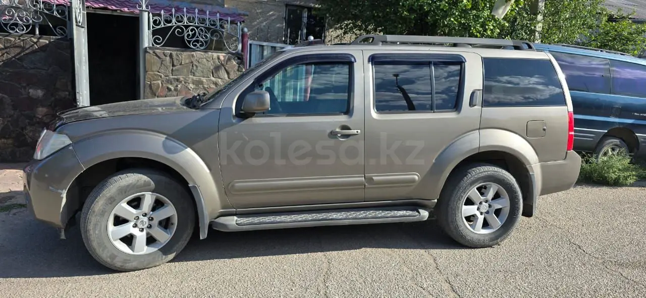 Nissan Pathfinder, 2007