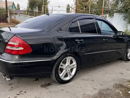 Mercedes-Benz E 320 2003 года за 5 500 000 тг. в Балпык би – фото 5