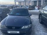 Opel Vectra 1998 годаfor1 000 000 тг. в Алматы