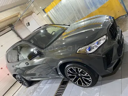 BMW X5 M 2021 года за 95 000 000 тг. в Алматы
