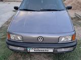 Volkswagen Passat 1993 годаүшін1 350 000 тг. в Тараз