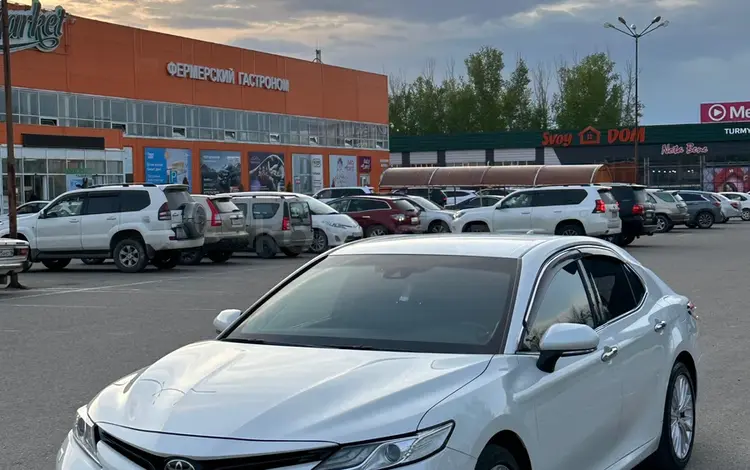Toyota Camry 2019 годаүшін13 500 000 тг. в Усть-Каменогорск
